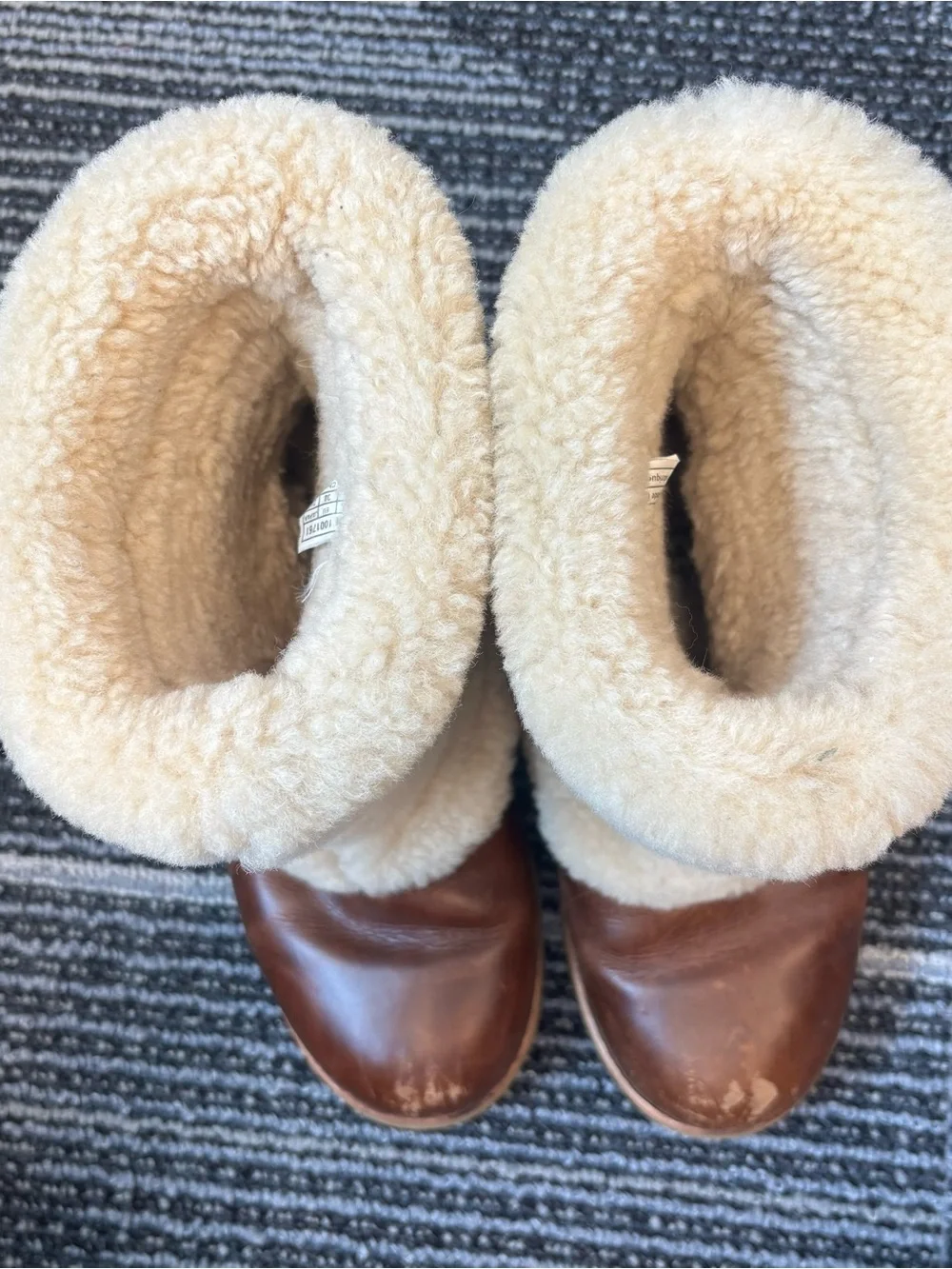 Ugg Maylin 1001761 Brown leather shearling boots 7
